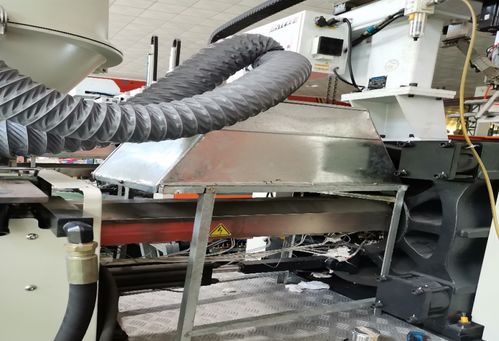 中山塑料廠廢氣處理方案,鐵恒環保利用uv光催化有效處理