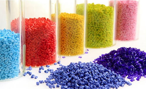 塑料制品行業(yè)是如何利用變頻技術(shù)突破能耗限制