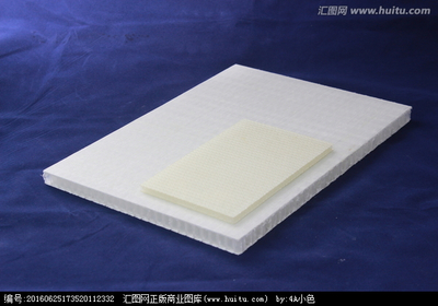 塑料制件在現(xiàn)代制造業(yè)與攝影領(lǐng)域的廣泛應(yīng)用